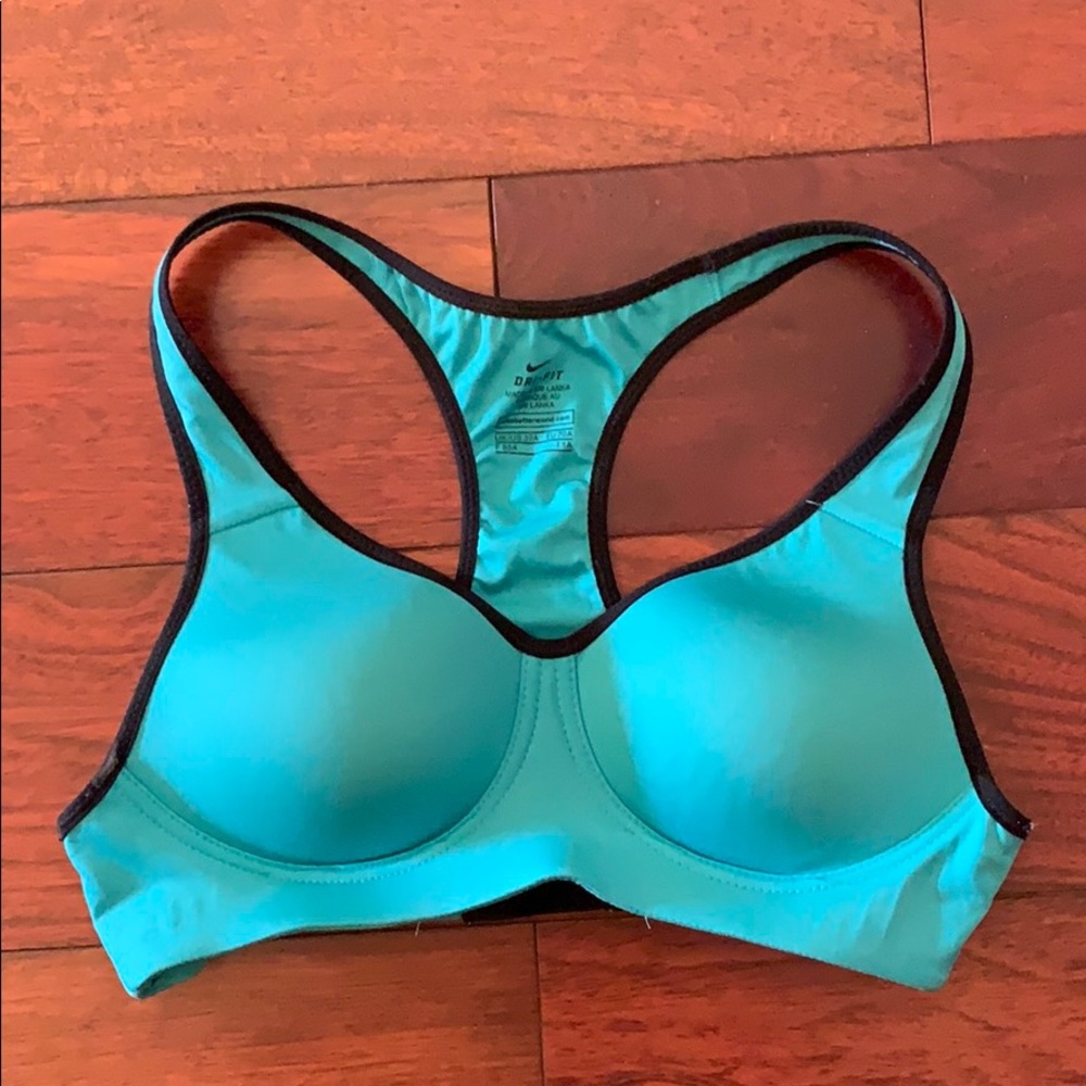 Nike pro rival sports bra